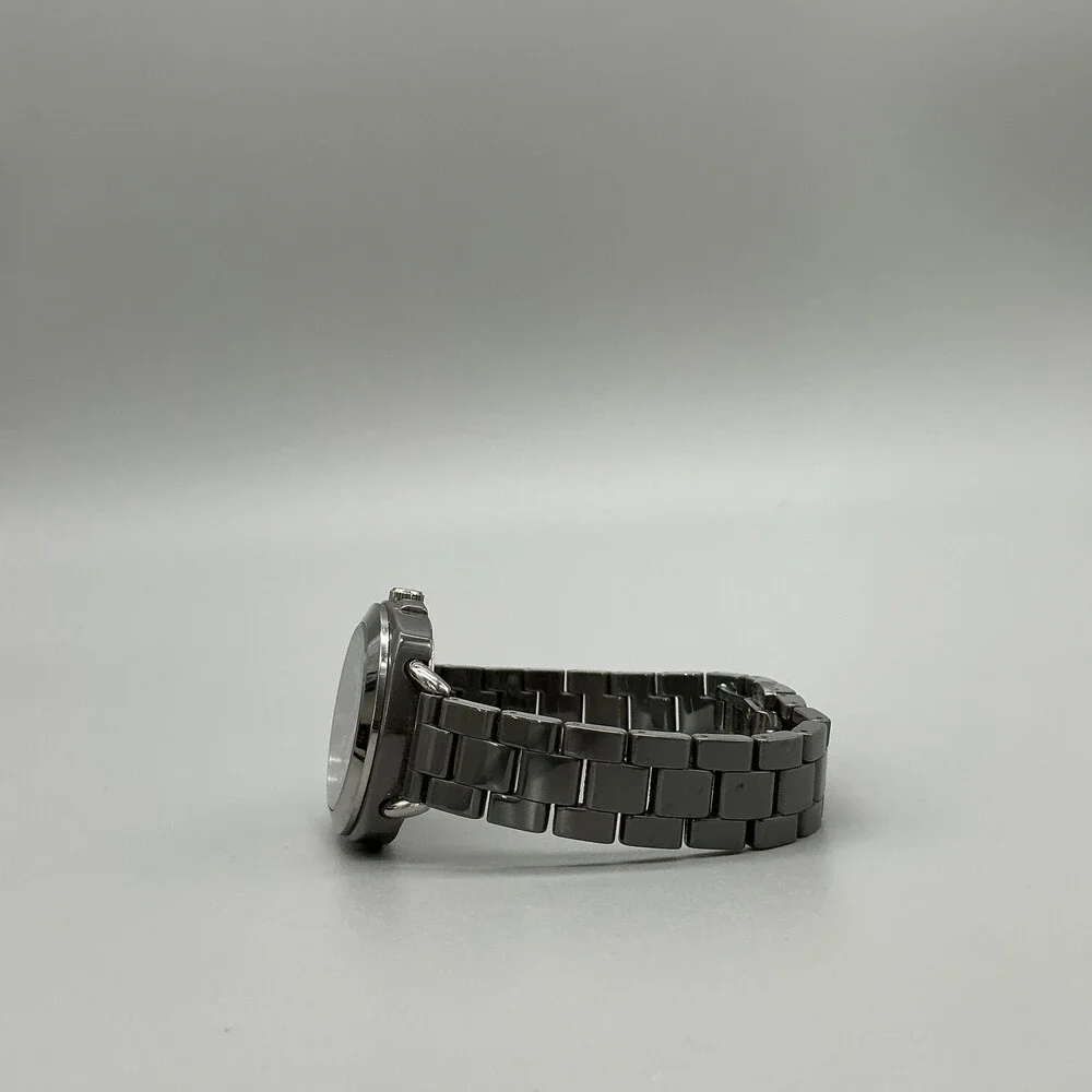 Isaac Mizrahi Live Womens Watch 35mm Gray Stainless Bracelet New Battery 7.5